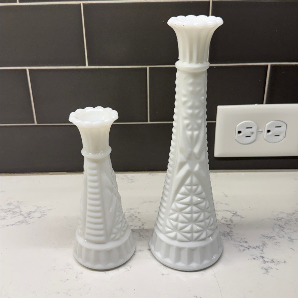 2 VTG Anchor Hocking Milk Glass Stars and Bars 6" 9" Flower Bud Vase USA 60's